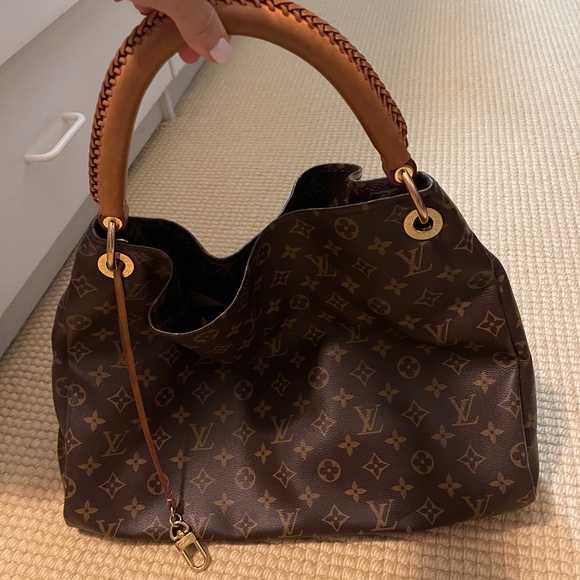 Louis Vuitton hobo bag/ Artsy - Picture 1 of 4
